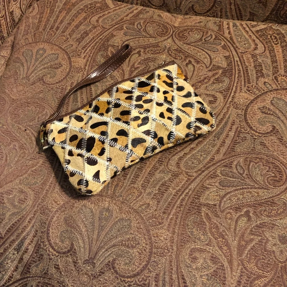 Leopard-Print Wristlet Clutch in Brown and Black
